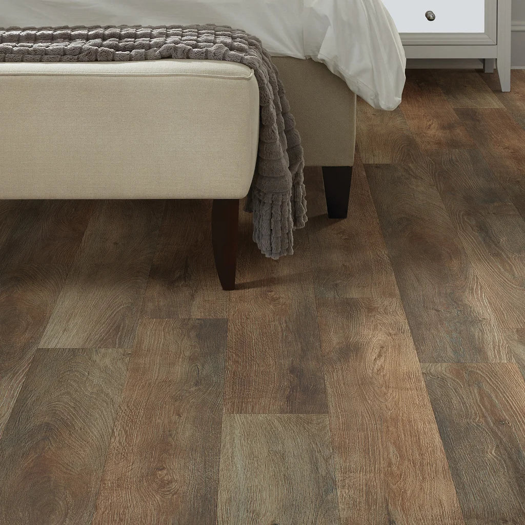 Highlight Oak - Anvil Plus Flooring by Shaw